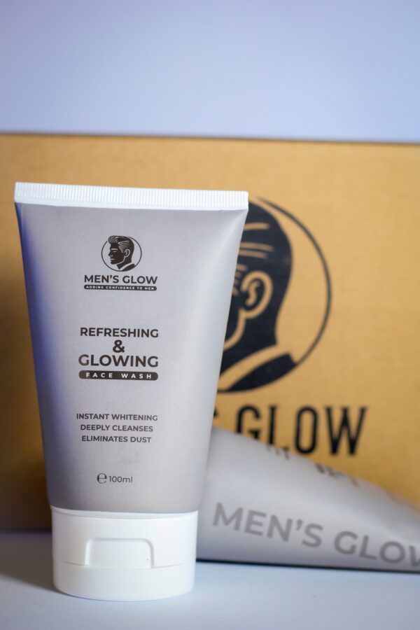 Refreshing & Glowing facewash - Image 3